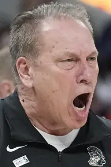 Tom Izzo como: Ele mesmo