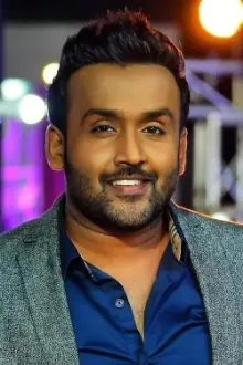 Janith Wickramage como: Ajay Gunasekara