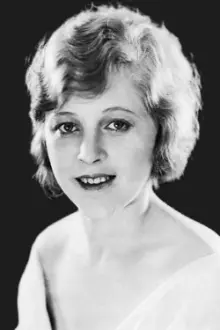 Betty Carpenter como: Madge Thompson