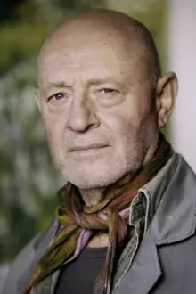 Uwe Zerbe como: Wolfgang Matthuschek