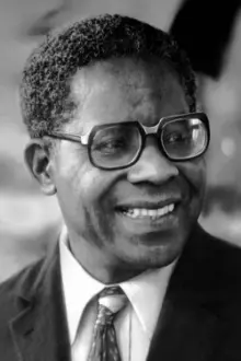 Aimé Césaire como: Ele mesmo