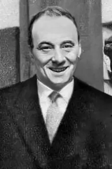 Eduardo Cuitiño como: Donato Santángelo