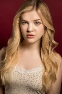 Kaycie Lee como: Lacey