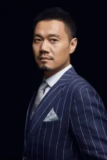 Jiao Gang como: Guo Feng / 郭丰