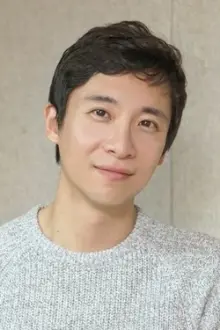 Ryu Seung-gone como: Lee Jin Seong / Park Jong Gun (voice)