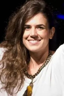 Mariana Aydar como: 