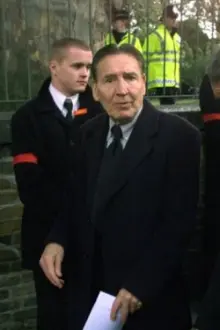 Frankie Fraser como: himself