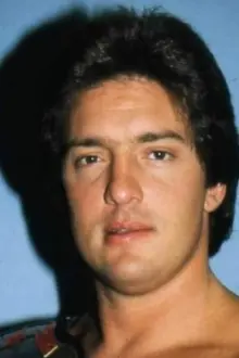 Charles Wolfe como: Gino Hernandez