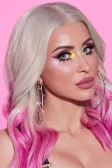 Norvina como: Self - Judge