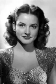 Mary Ware como: Mary Benton