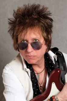 Ricky Byrd como: Self - Performer