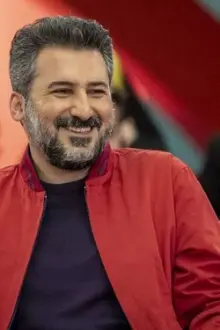 Vahid Aghapoor como: Taherzadeh