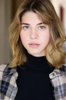 Callie Haverda como: Sierra