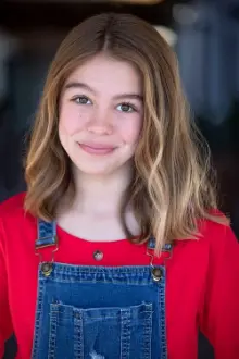 Kayden Brenna Tokarski como: Lauren