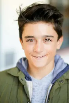 Jackson Schaffer como: Donovan