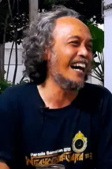 Ernanta Kusuma como: Zulkifli (Zaki's Father)