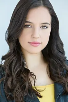 Melanie Elise como: Rhee Gonzalez