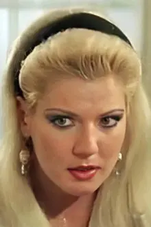 Bárbara Ben como: Mariví (as Barbara Berstein)