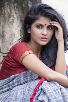 Megha Chakraborty como: 