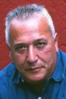 Alfonso Santagata como: Alfonso