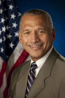 Charles Bolden como: 