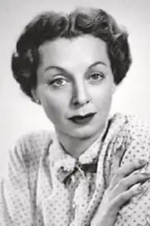 Peggy Converse como: Connie