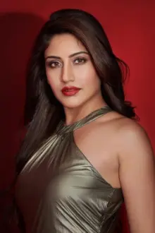 Surbhi Chandna como: Alka Singh