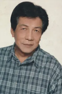 Jun Urbano como: Angkong