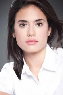 Carolina Ramírez como: Hannah Larrea