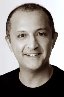 Mohammed Marouazi como: Kamal