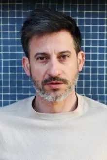 Alfonso Tort como: Film Director