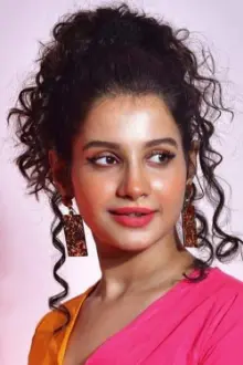 Angana Roy como: Young Rajlokkhi