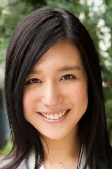 Iori Kogawa como: Mayumi Yoshimura