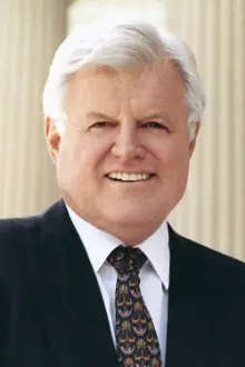 Ted Kennedy como: Himself (Voice)