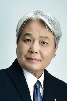 Sun Dong-hyuk como: Rho Seok-seung