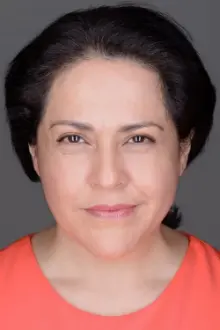 Joyce Rivera como: Tina Estrada