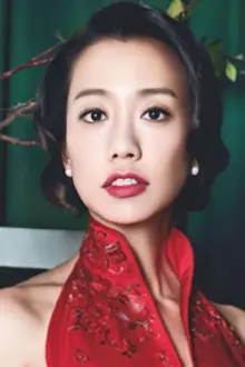 Annie Wu como: Ling-Fei