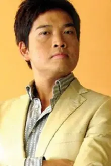 Eric Cheng como: 