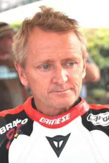 Kevin Schwantz como: Ele mesmo