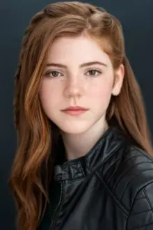 Sophia Powers como: Kiera