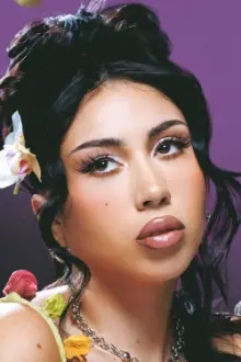 Kali Uchis como: Ela mesma