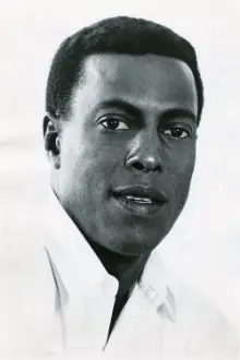 Leon Bibb como: Eddie Moxie