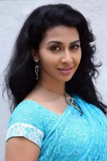 Gayathri Iyer como: 