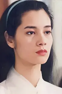 Julia Cheng Yim-Lai como: Hung