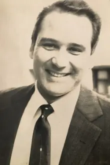 Mario Ferrara como: Massimo Torre