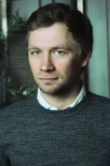 Valentin Novopolskij como: Oleg