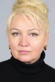 Iryna Doroshenko como: Klavdia