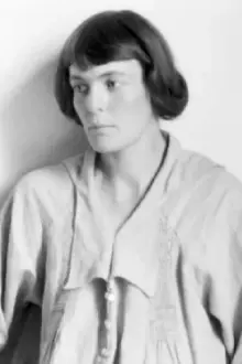 Hilda Doolittle como: Astrid