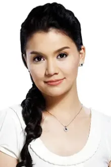 Nadine Samonte como: Shirley Cruz / Shirley Dizon