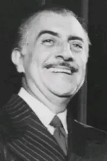 Omar Valdés como: Federico